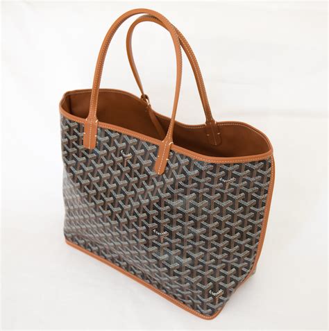 goyard anjou gm bag|goyard anjou pm bag price.